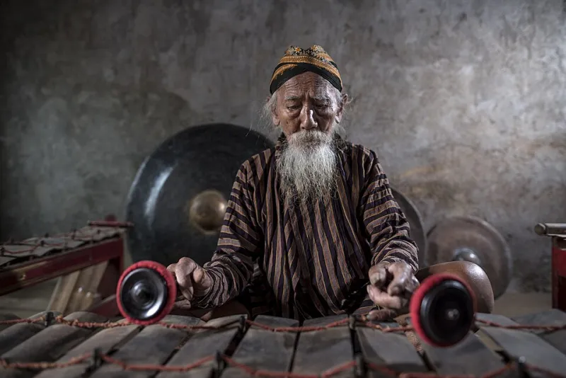 Ketika Gamelan Bertemu Beat Drop: Musisi Indonesia yang Bikin Dunia Barat Terpesona